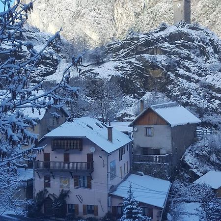 Gite Auberge Les Terres Blanches De Meolans Exterior photo